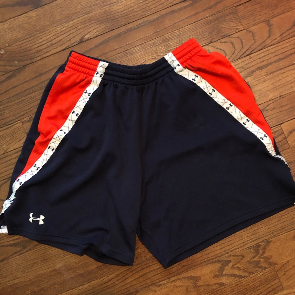 Men’s Under Armour shorts size medium
